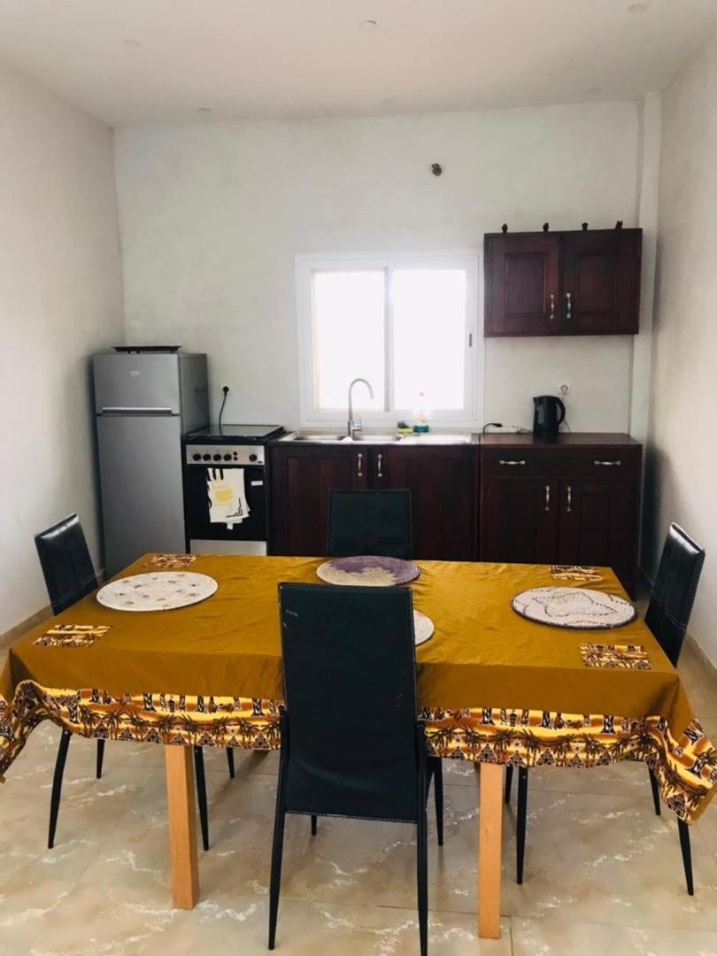 Maison D Hote La Dore Du Senegal Bas-De - Villa โซโมน ภายนอก รูปภาพ