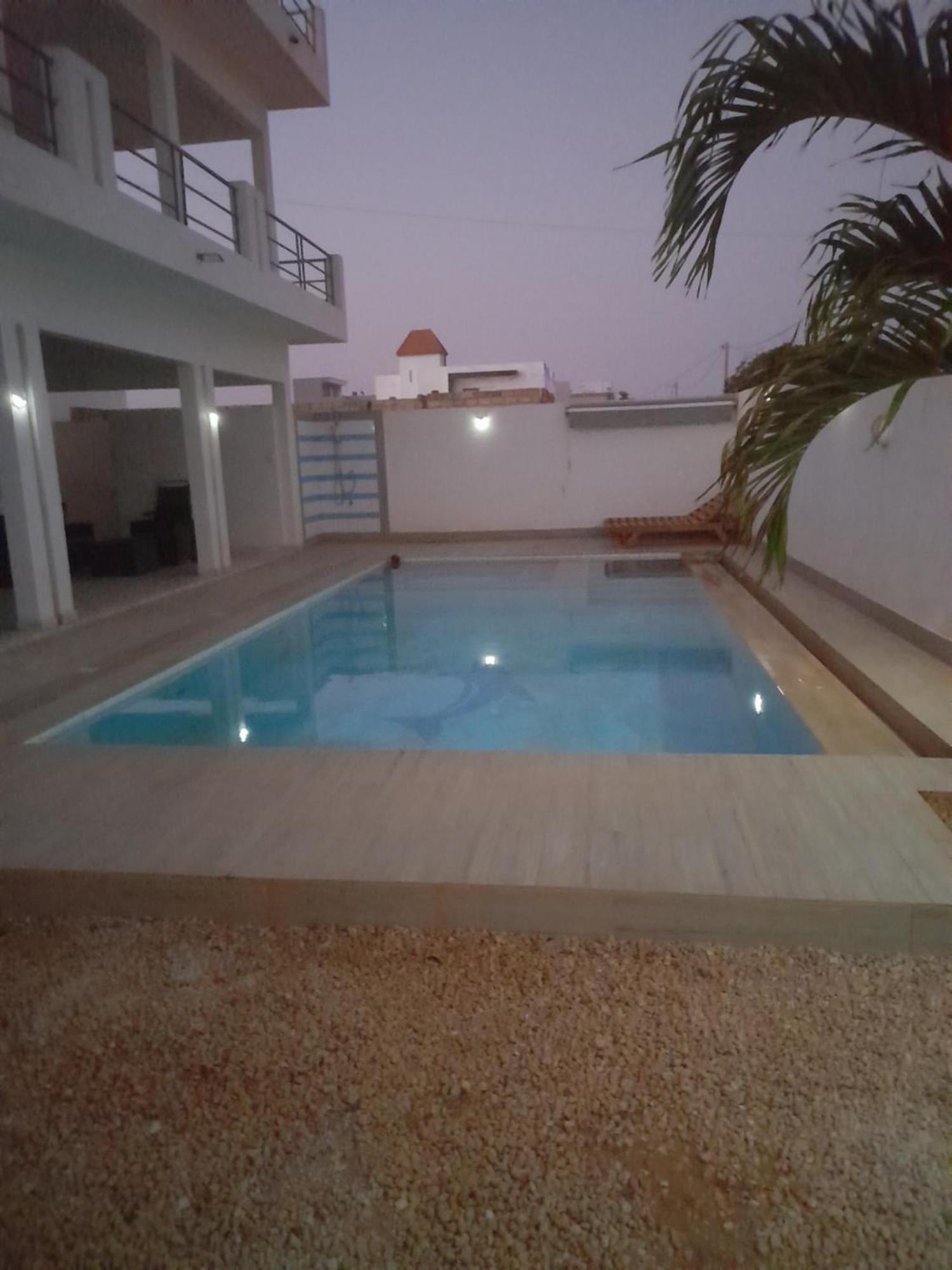 Maison D Hote La Dore Du Senegal Bas-De - Villa โซโมน ภายนอก รูปภาพ