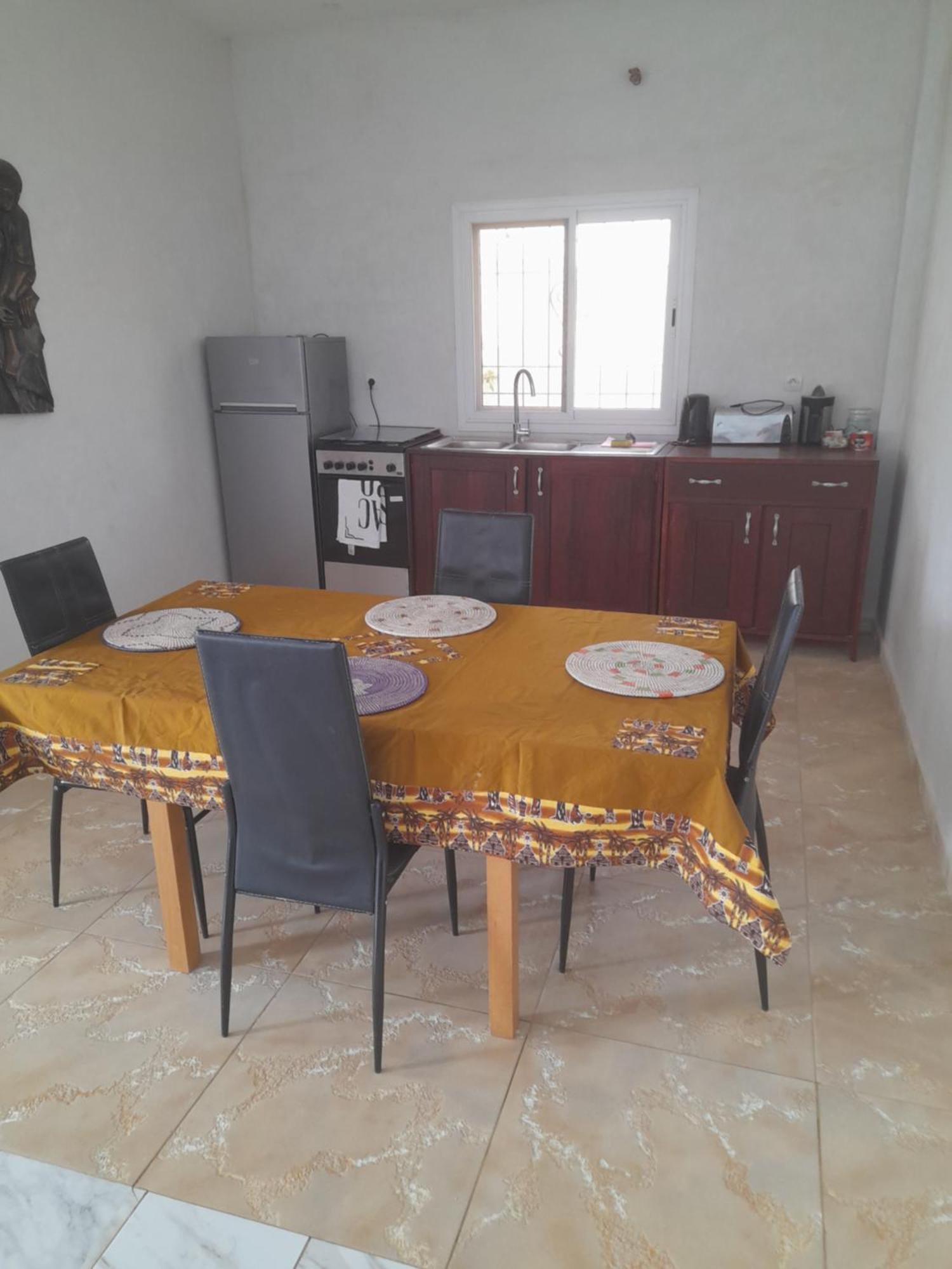 Maison D Hote La Dore Du Senegal Bas-De - Villa โซโมน ห้อง รูปภาพ